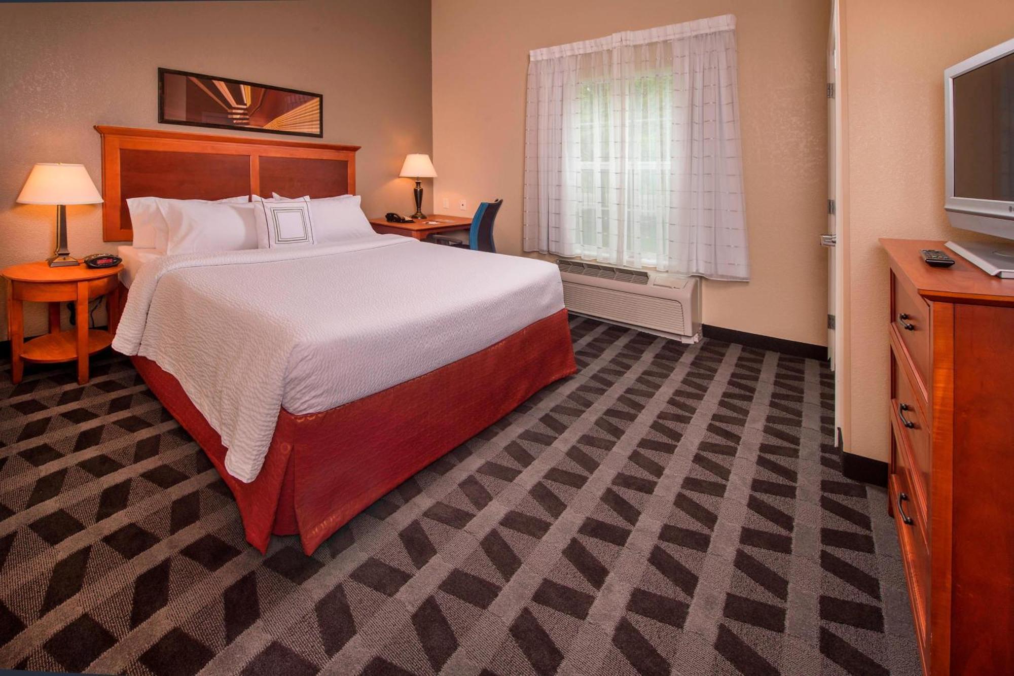 Towneplace Suites By Marriott Clinton At Joint Base Andrews Buitenkant foto
