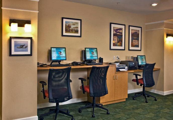 Towneplace Suites By Marriott Clinton At Joint Base Andrews Buitenkant foto